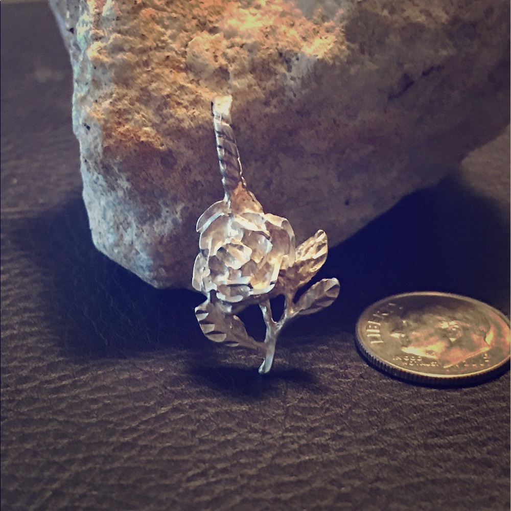 Sterling silver rose pendant