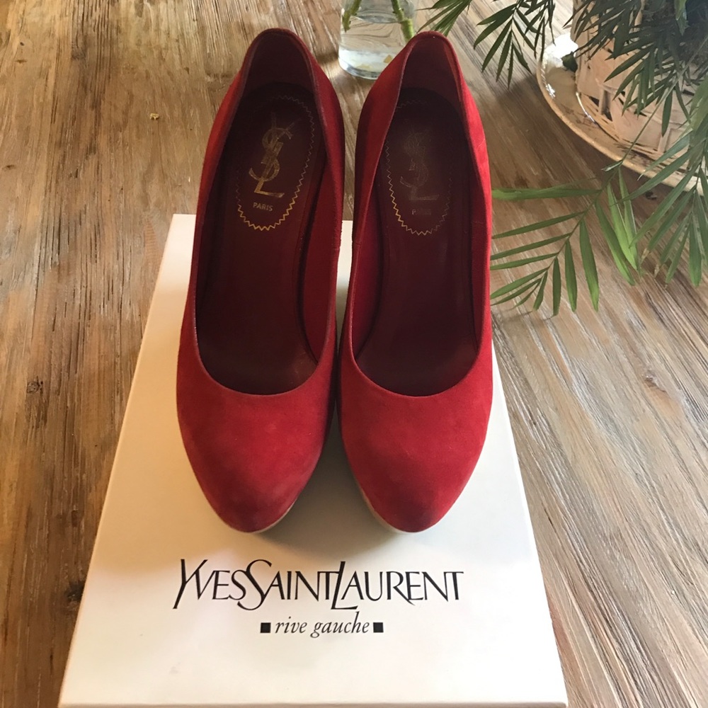 YVES SAINT LAURENT Maryns 105 pump poppy