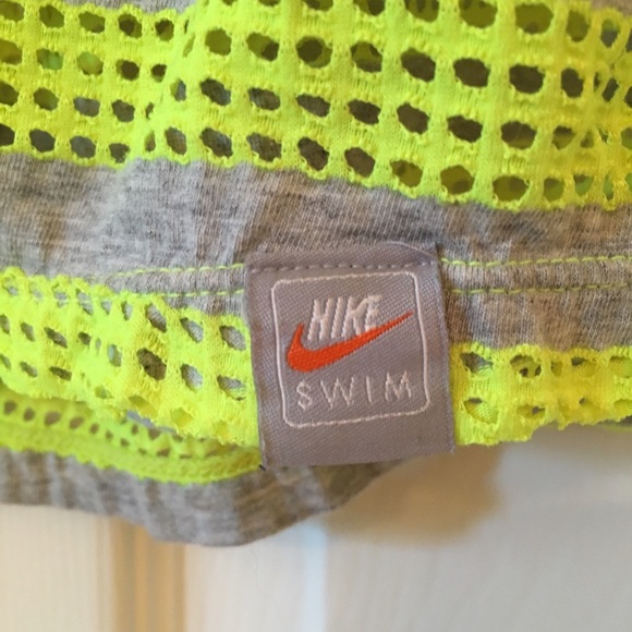 Nike Tank Top - Picture 2 of 6