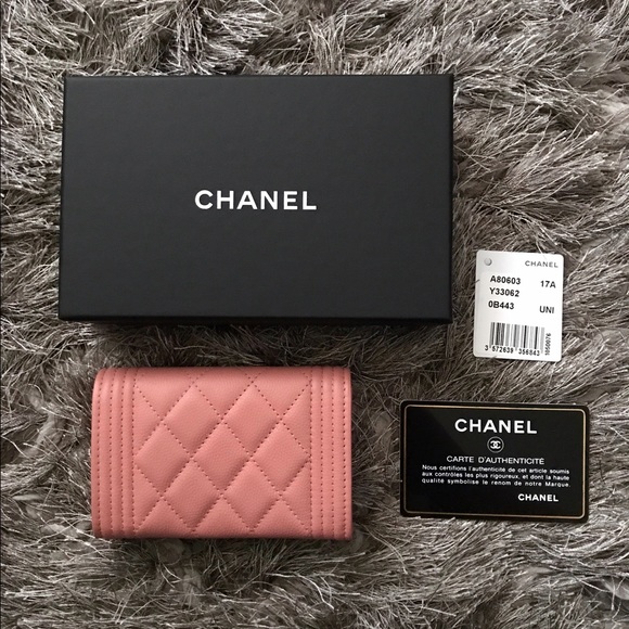 🚫SOLD🚫 ✨RARE CHANEL Pink Caviar Card Holder✨ - Picture 2 of 8