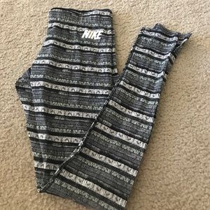 NIKE✔️ Leggings!