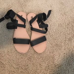 Black strapping sandals