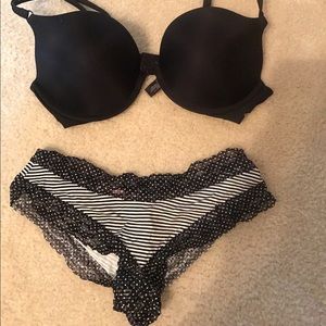 ❤️NWT VS push up bra and matching panties❤️