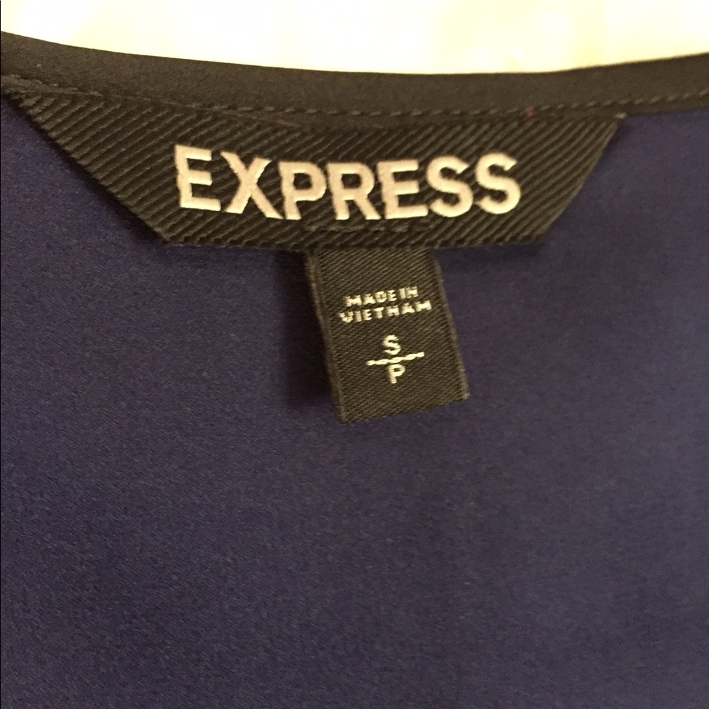 Express Top - Picture 3 of 3