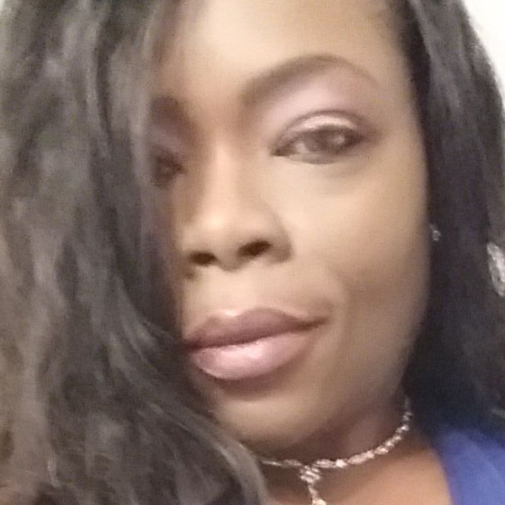 Meet your Posher, Karla
