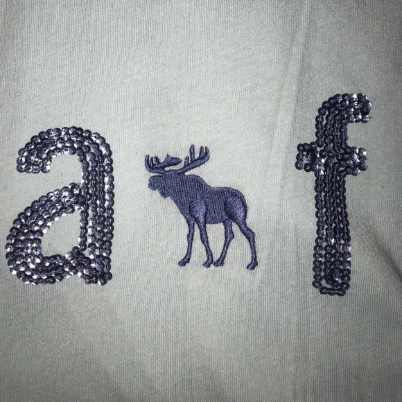 fitted abercrombie tees - Picture 2 of 4