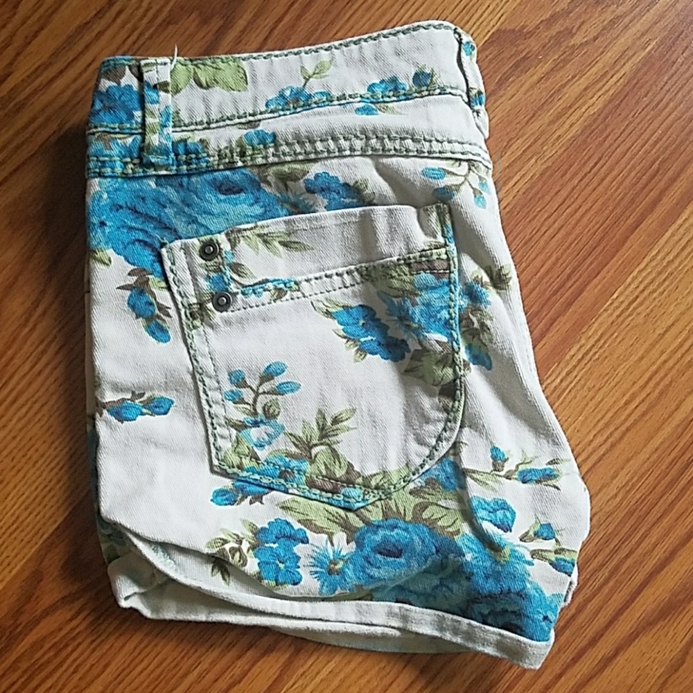 Floral Shorts