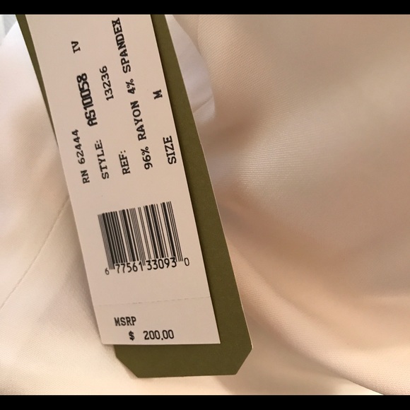 🛍Nicole Miller Sleeveless Ivory Crop Top. - Picture 6 of 7