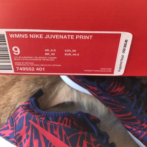 NWT Nike juvenate print ❤️ - Picture 7 of 7