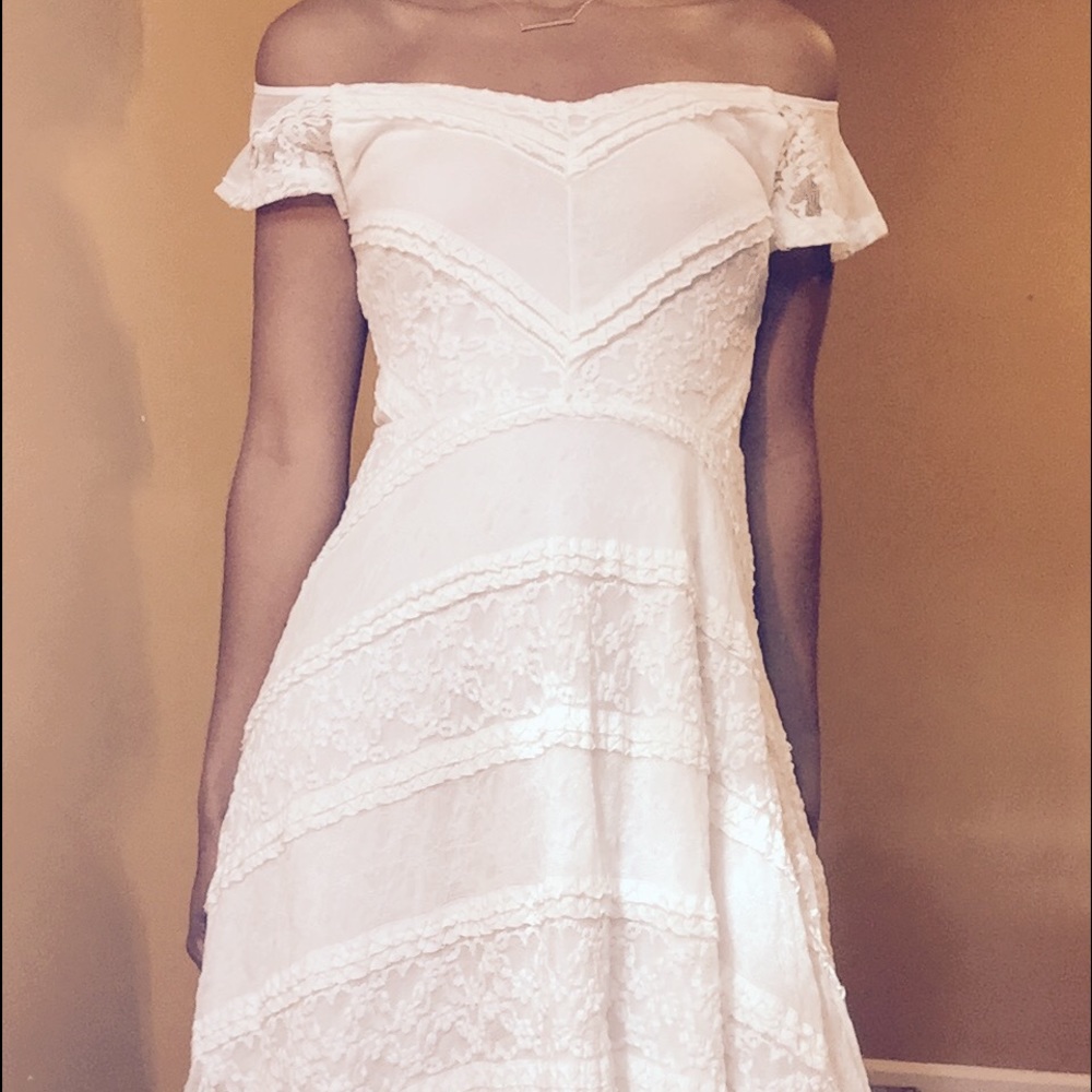 Lace white dress