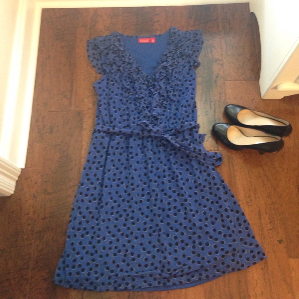 Sale!! Elle beautiful black and blue dress