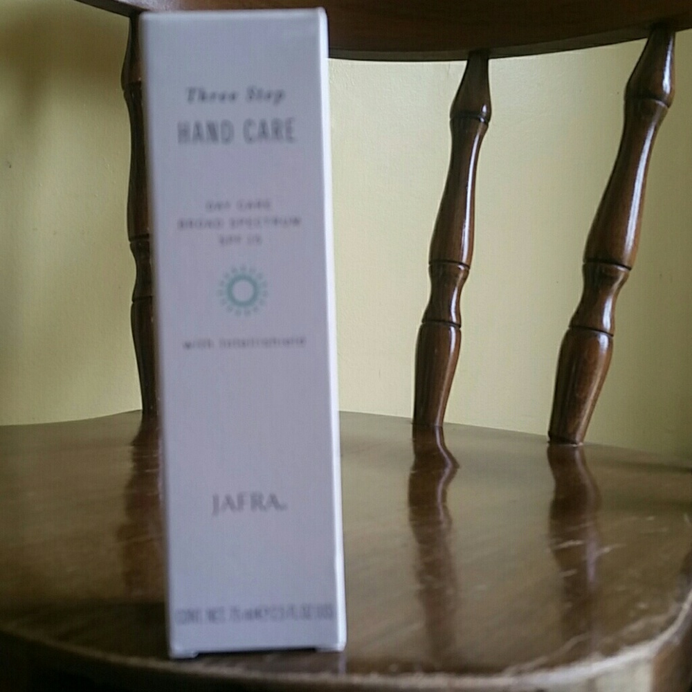 Jafra Hand Cream SPF 15