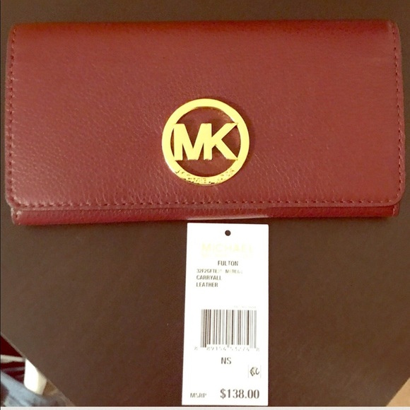 ❣️❣️Michael Kors Wallet❣️❣️ - Picture 3 of 4