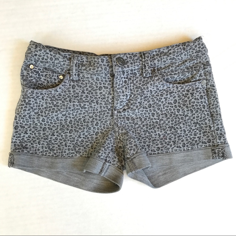 Vigoss Animal Print Shorts