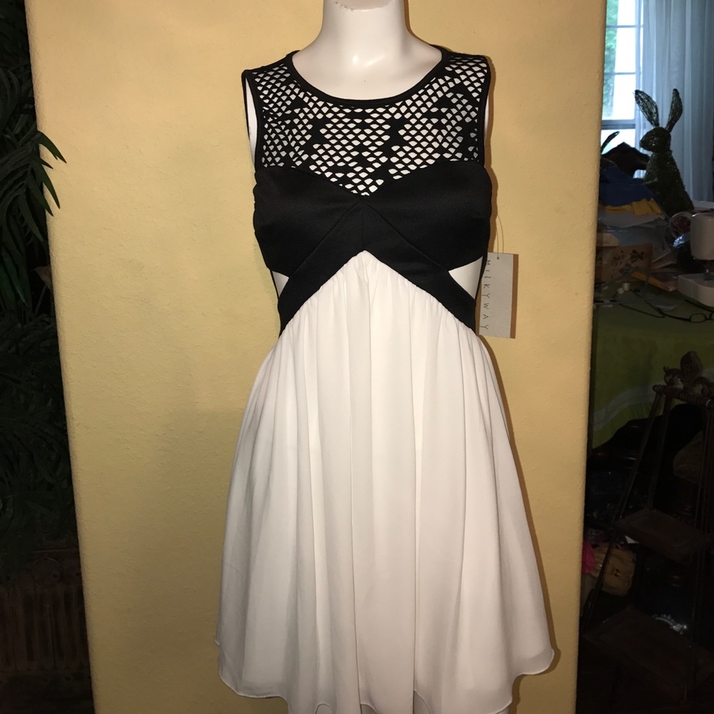MILKYWAY DRESS SZ S