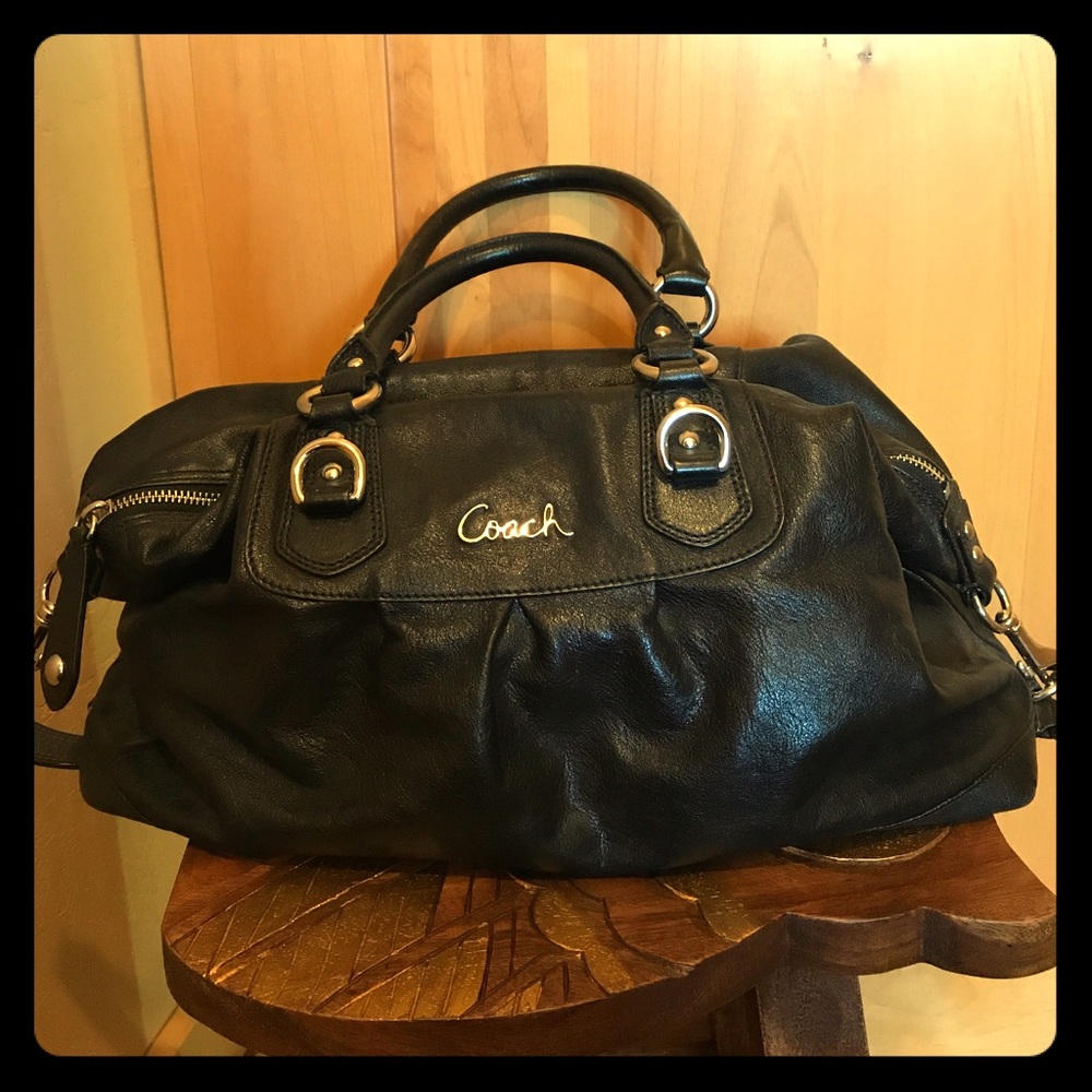Black Leather Coach Hand Bag