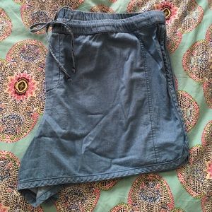 Gap Body Chambray Shorts