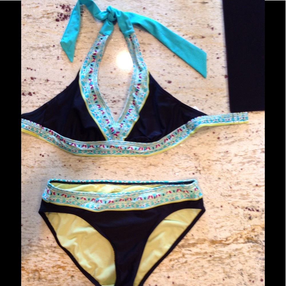 Athleta bikinis size small