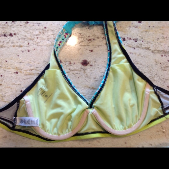 Athleta bikinis size small - Picture 3 of 7