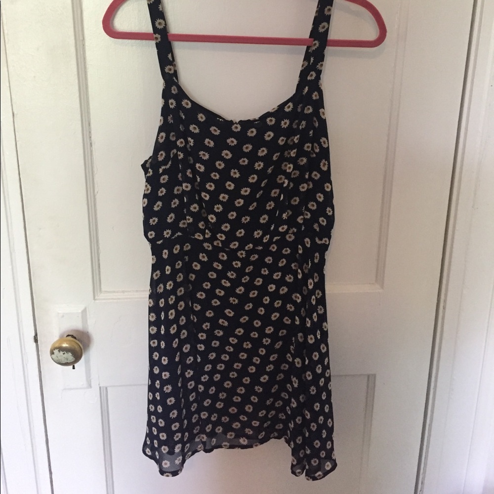 Urban outfitters dress size L