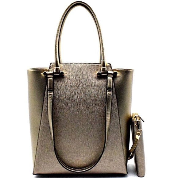 GOLD SHOULDER BAG with matching wallet - Picture 1 of 1