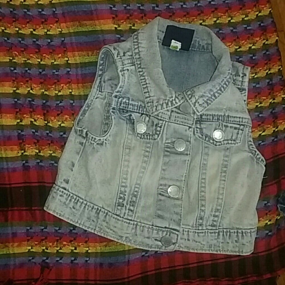 2T Osh Kosh Denim Vest - Goes with everything!