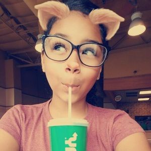 Meet your Posher, Taniyah