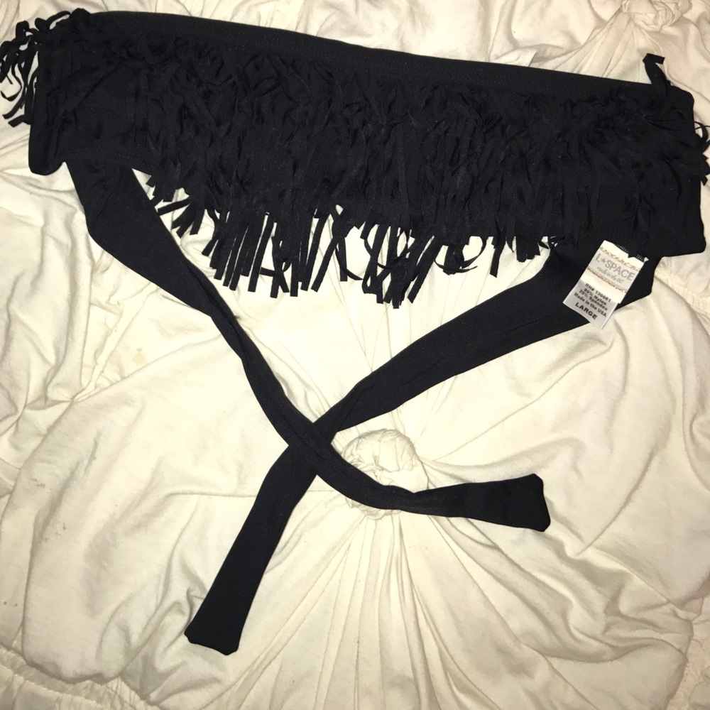NWOT L*space fringe bikini top