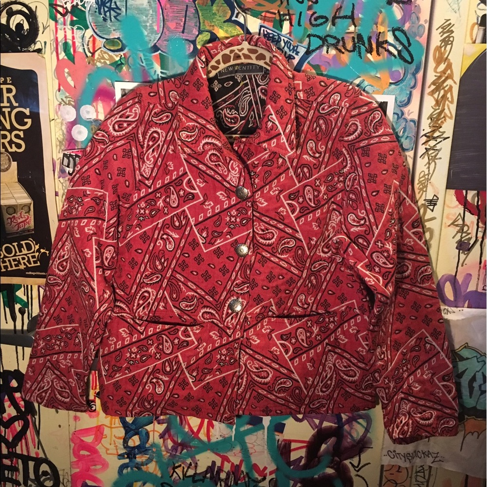 RED BANDANA PATTERN JACKET