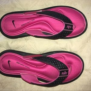 Nike Flip Flops