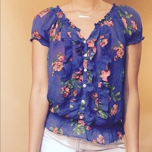 Floral blouse 🌸🌺