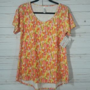 NWT S LuLaRoe Classic tee