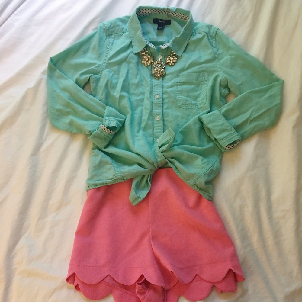 EUC Gap Turquoise Oxford Button Down