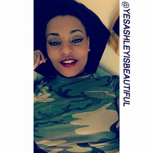 Meet your Posher, Ashley