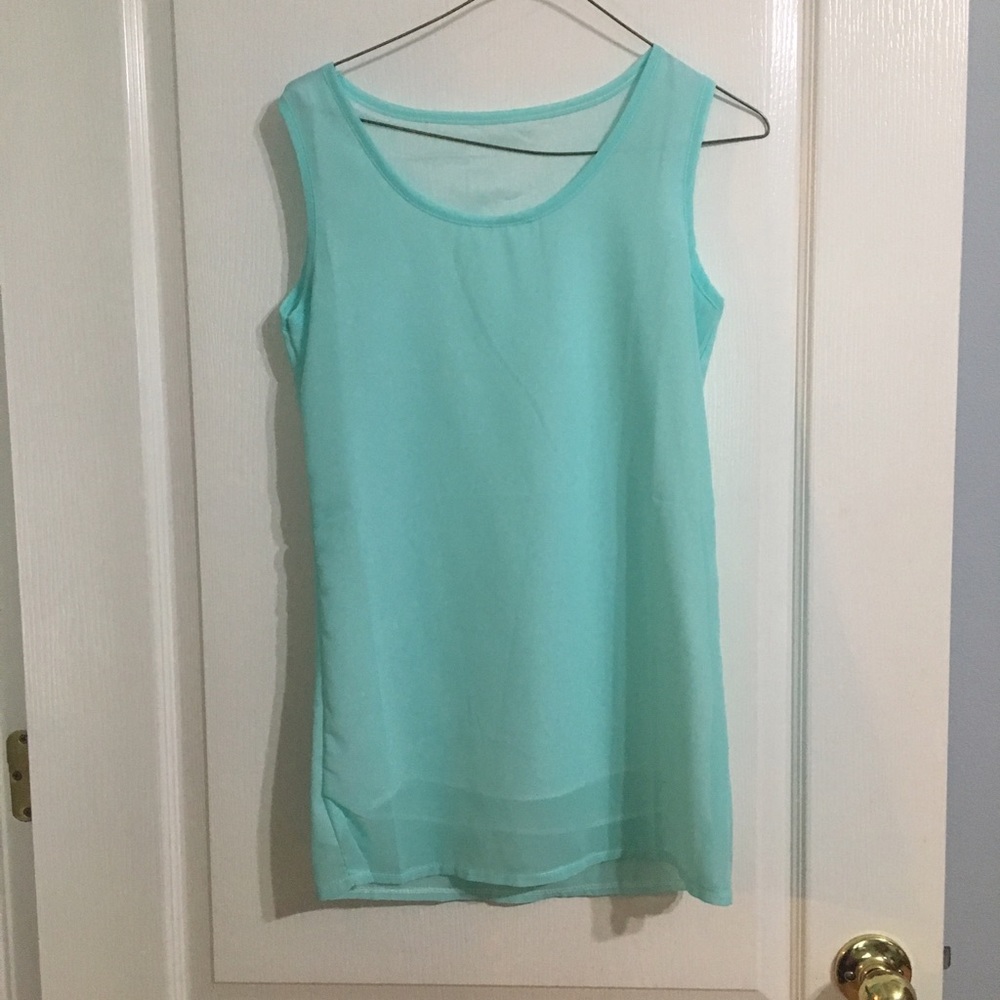 Light blue tank.  Small.