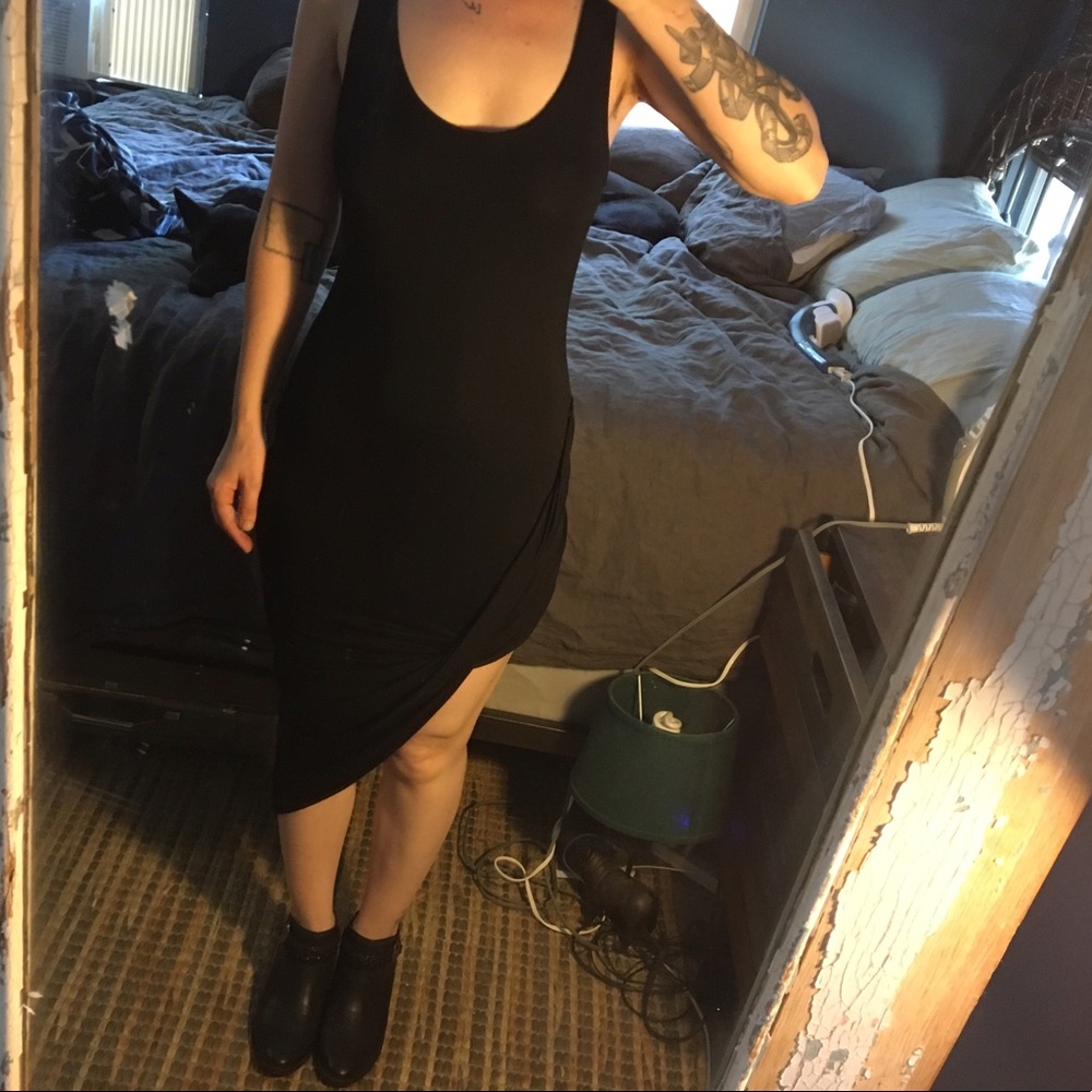 Black knot twist dress