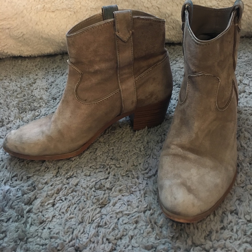 Vince Camuto booties