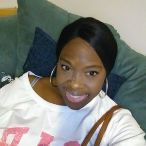 Meet your Posher, Sherron