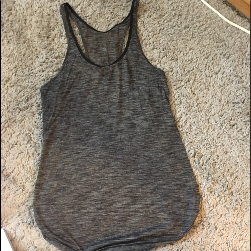 Lululemon tank