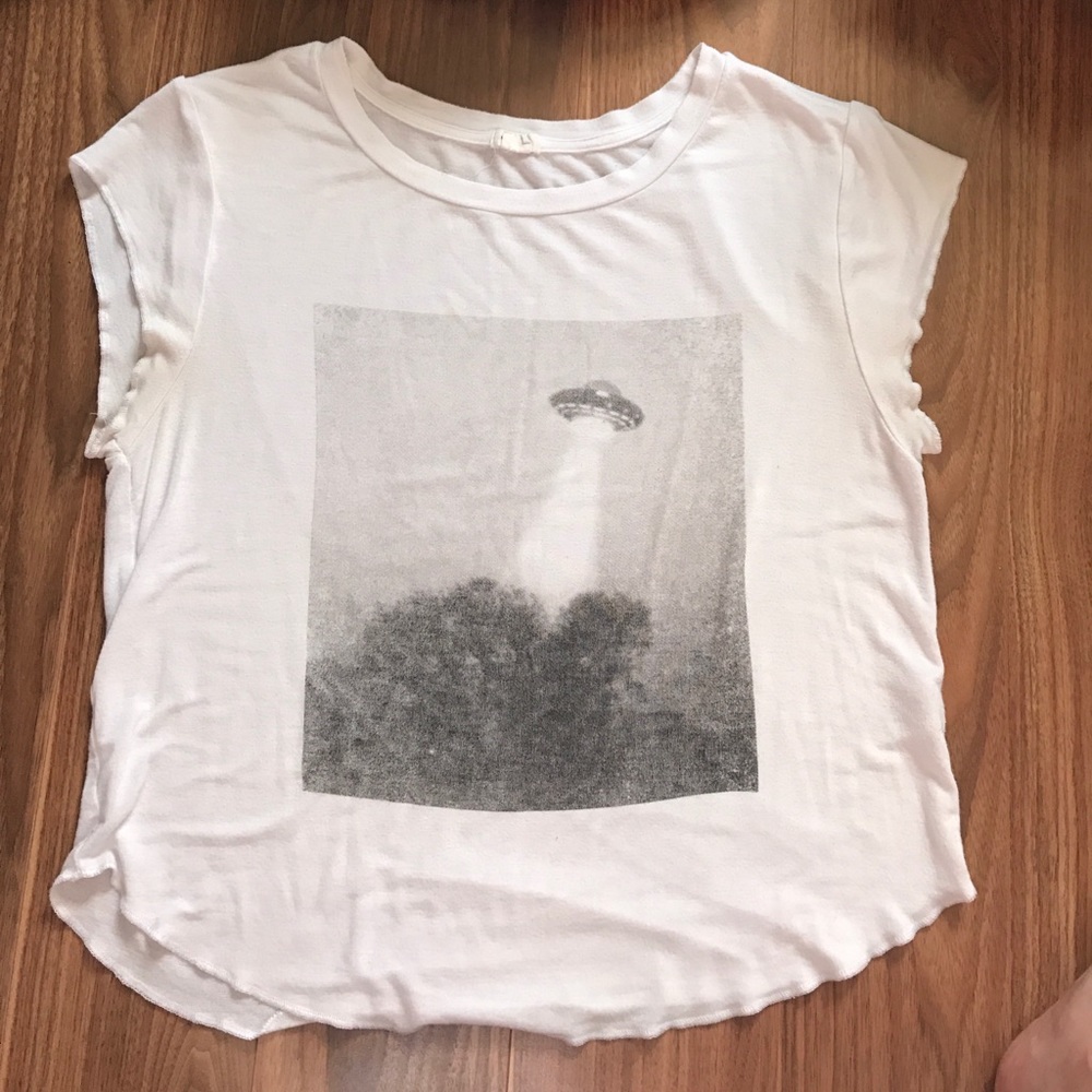 Grunge UFO Semi-cropped T-Shirt