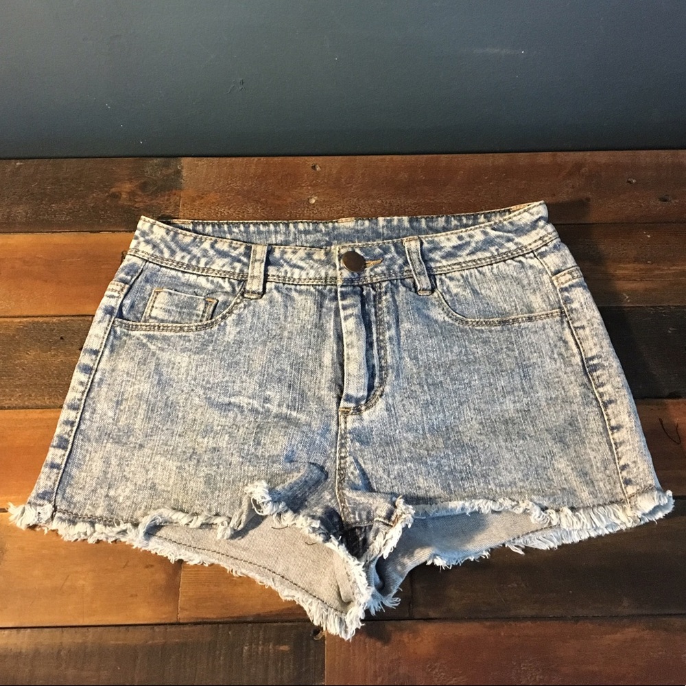 acid wash shorts
