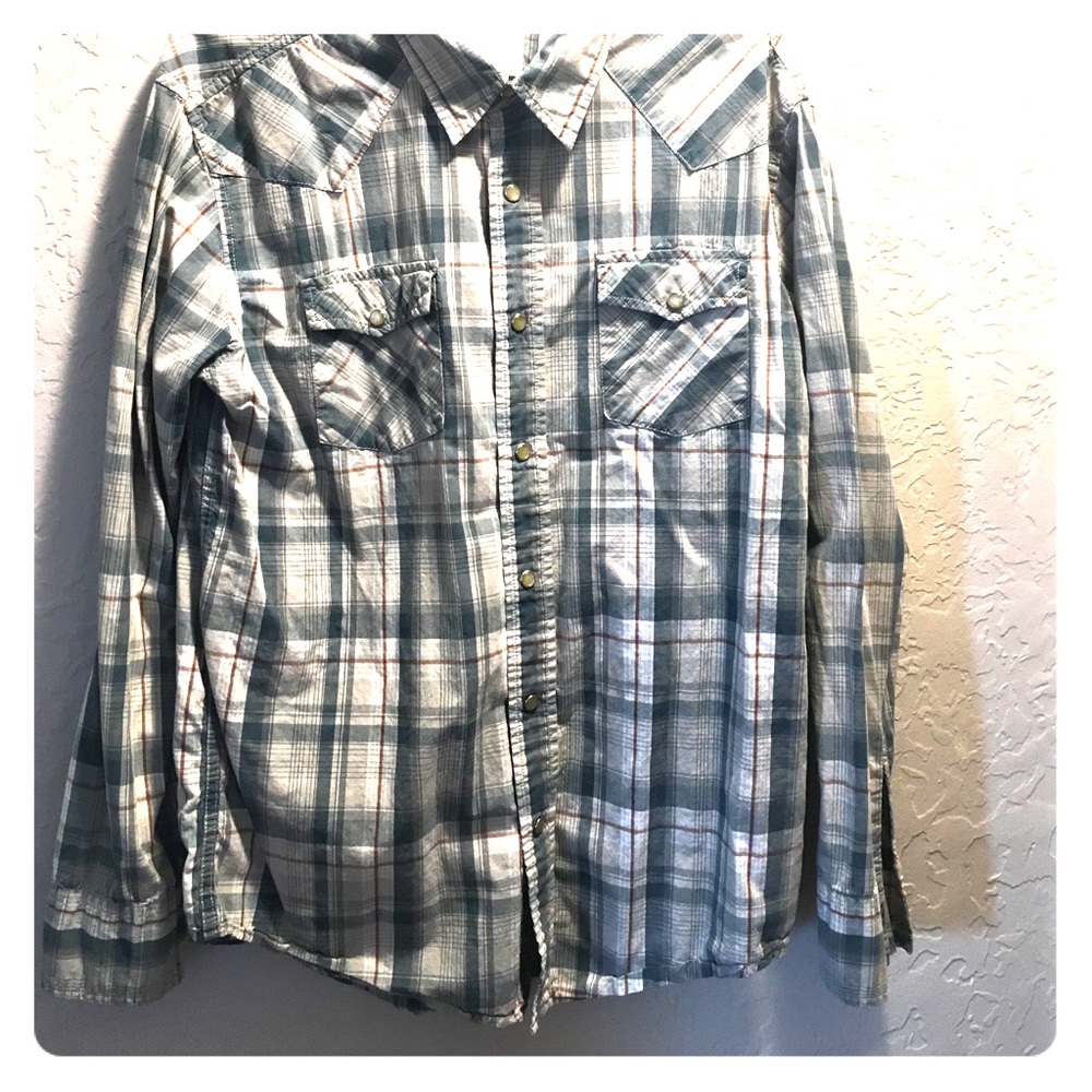 Pearl snap shirt