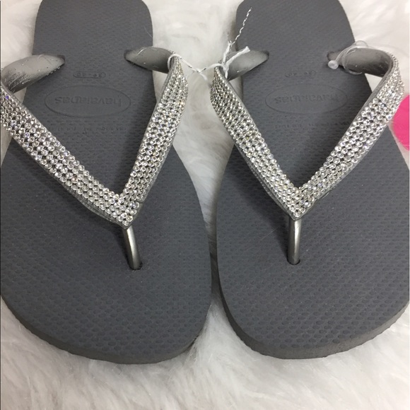 Havaianas Shoes - NWT Havaiana Gray Crystal Embellished Sandals Havaianas Shoes - NWT Havaiana Gray Crystal Embellished Sandals