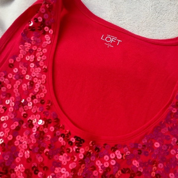 Red sequined LOFT Tank Top - Picture 2 of 4