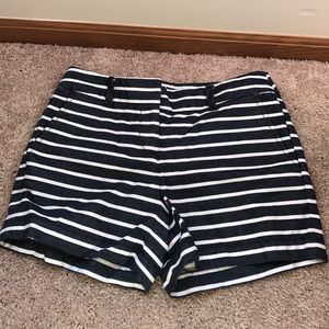 Stripped dark chambray/navy and white shorts