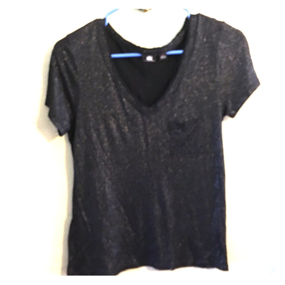 Rock & Republic black shimmer tshirt. Small