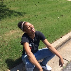 Meet your Posher, Asani