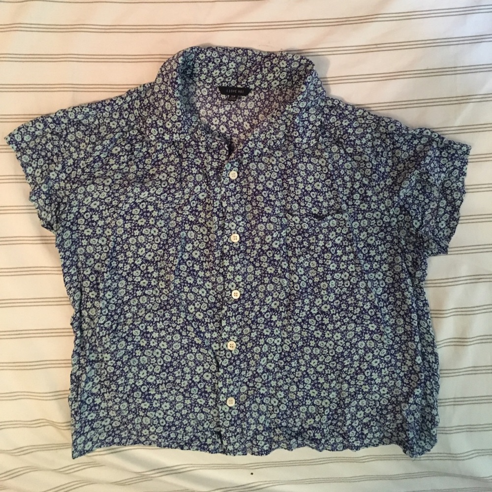 Cropped flower button-down blouse