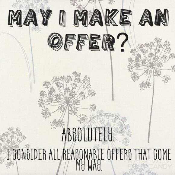 ‼️‼️‼️‼️ Posh Ambassador! Super prices for high end clothing and shoes!‼️‼️‼️‼️ - Picture 2 of 4