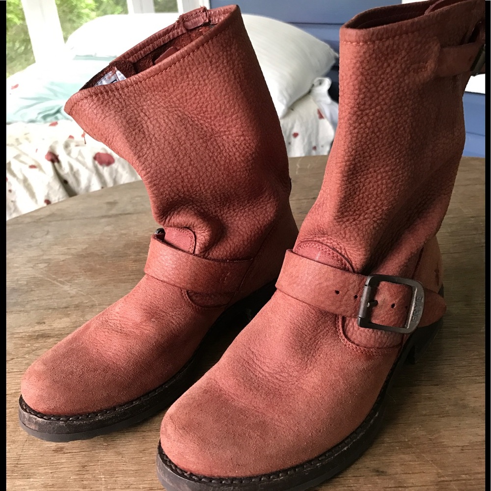 Frye Veronica Suede Boots